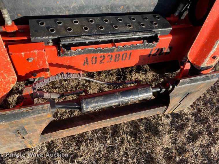 image for item DL0732 2020 Kubota SVL95-2S tracked skid steer loader