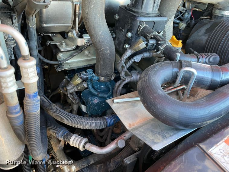 image for item DL0732 2020 Kubota SVL95-2S tracked skid steer loader