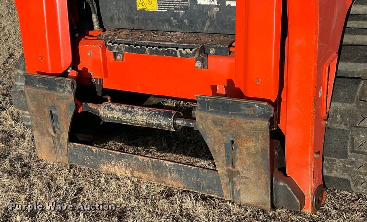 image for item DL0733 2019 Kubota SVL95-2S tracked skid steer loader