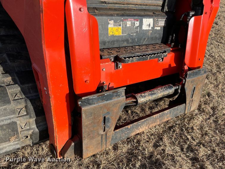 image for item DL0733 2019 Kubota SVL95-2S tracked skid steer loader