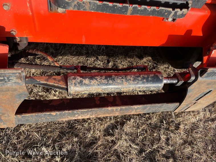 image for item DL0733 2019 Kubota SVL95-2S tracked skid steer loader