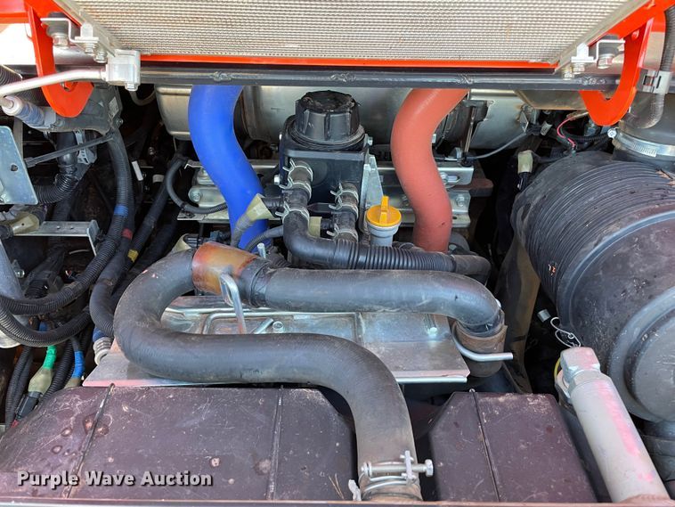 image for item DL0733 2019 Kubota SVL95-2S tracked skid steer loader