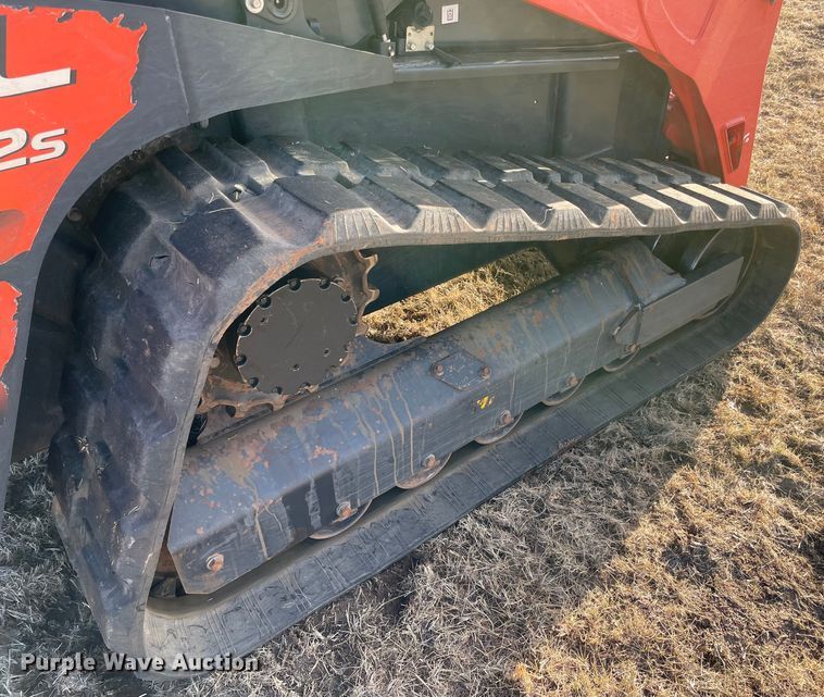 image for item DL0733 2019 Kubota SVL95-2S tracked skid steer loader