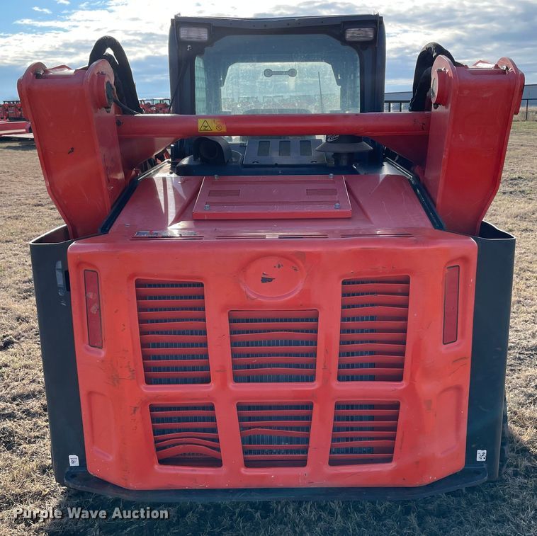 image for item DL0735 2019 Kubota SVL95-2S tracked skid steer loader