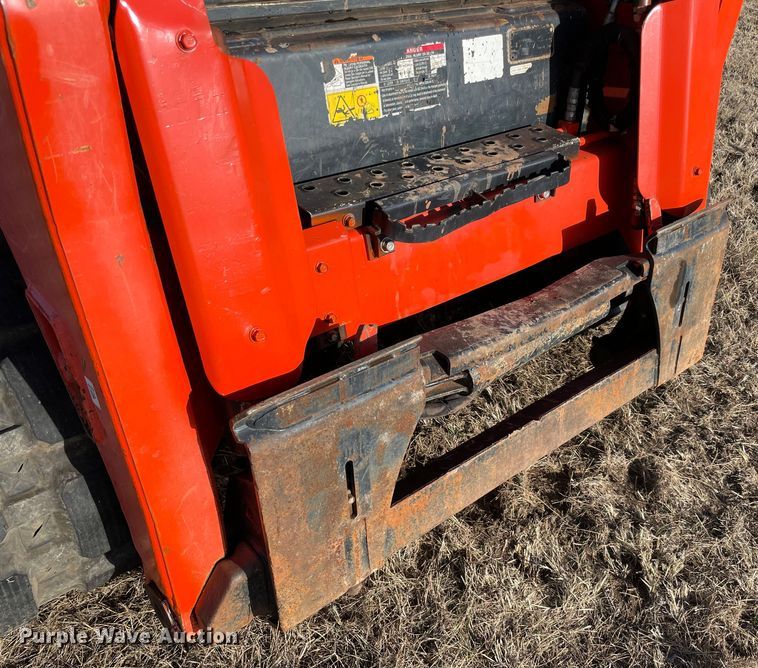 image for item DL0735 2019 Kubota SVL95-2S tracked skid steer loader
