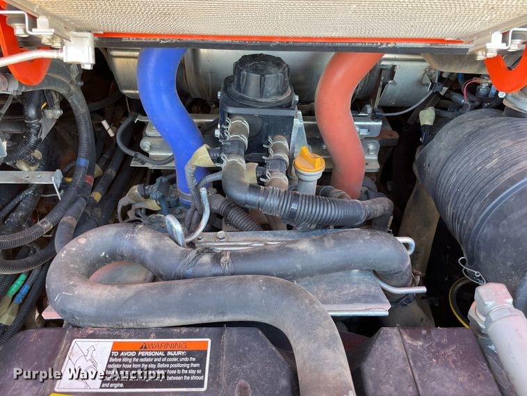 image for item DL0735 2019 Kubota SVL95-2S tracked skid steer loader