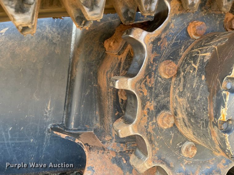 image for item DL0735 2019 Kubota SVL95-2S tracked skid steer loader