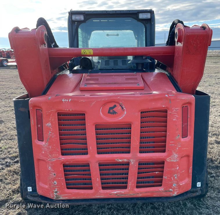 image for item DL0736 2018 Kubota SVL95-2S tracked skid steer loader