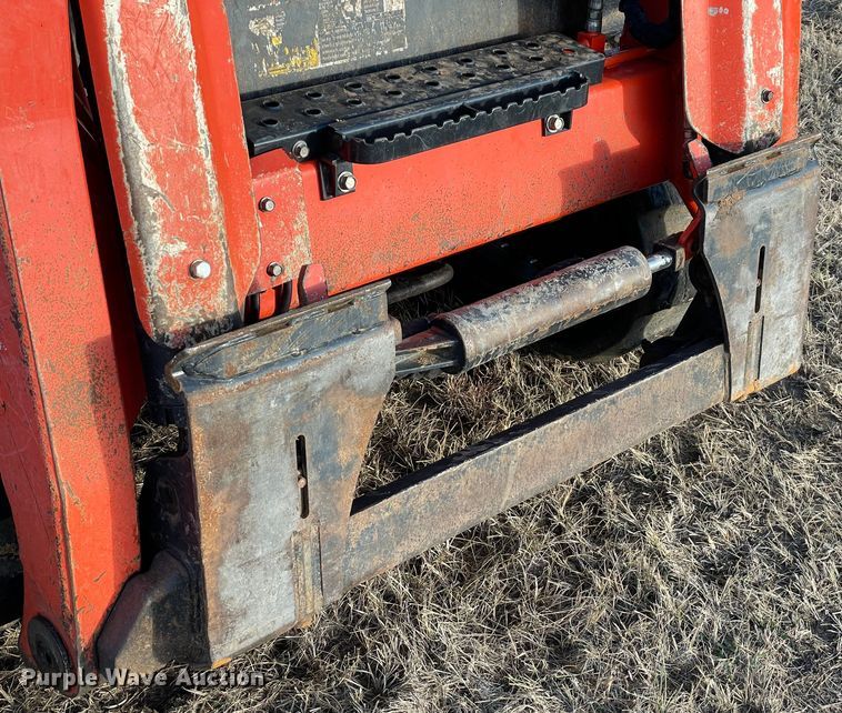 image for item DL0736 2018 Kubota SVL95-2S tracked skid steer loader