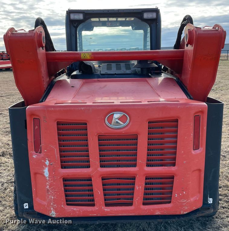 image for item DL0737 2019 Kubota SVL95-2S tracked skid steer loader