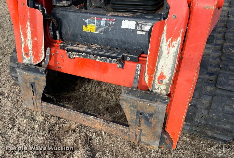 image for item DL0737 2019 Kubota SVL95-2S tracked skid steer loader