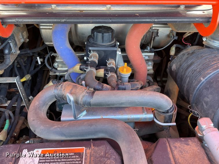 image for item DL0737 2019 Kubota SVL95-2S tracked skid steer loader