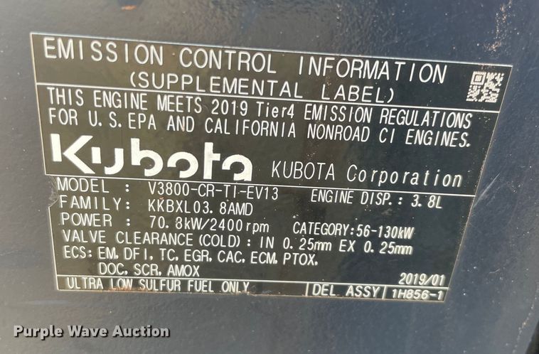 image for item DL0737 2019 Kubota SVL95-2S tracked skid steer loader