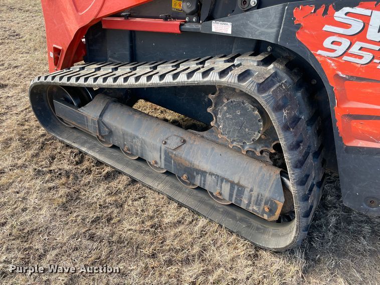 image for item DL0737 2019 Kubota SVL95-2S tracked skid steer loader