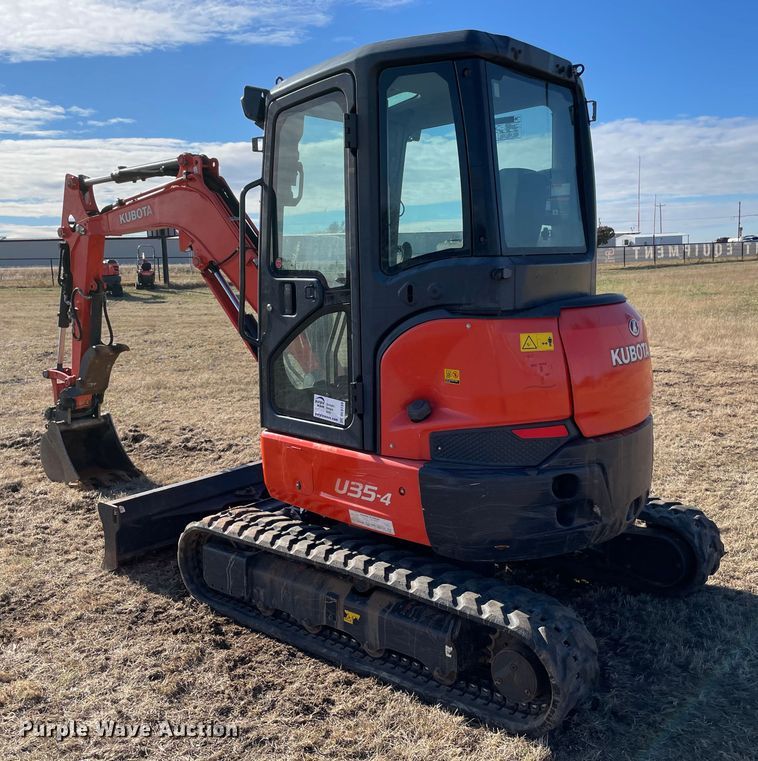 image for item DL0739 2019 Kubota U35-4 mini excavator