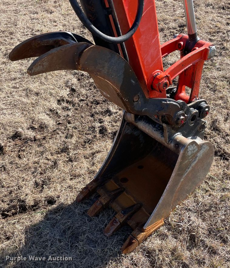 image for item DL0739 2019 Kubota U35-4 mini excavator