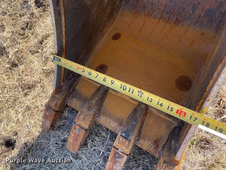 image for item DL0739 2019 Kubota U35-4 mini excavator