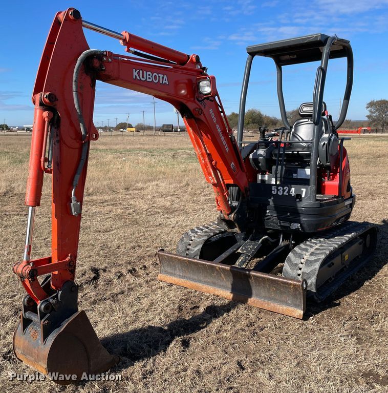 image for item DL0741 2020 Kubota U25 mini excavator