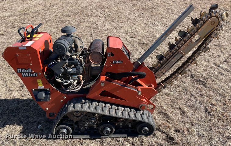 image for item DL0742 2017 Ditch Witch C24X trencher