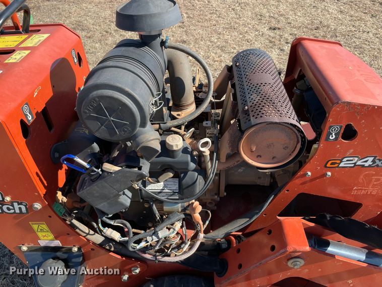 image for item DL0742 2017 Ditch Witch C24X trencher