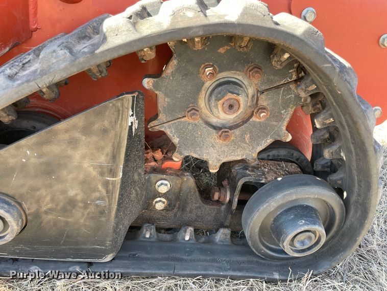 image for item DL0742 2017 Ditch Witch C24X trencher