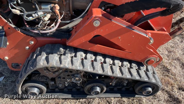 image for item DL0742 2017 Ditch Witch C24X trencher