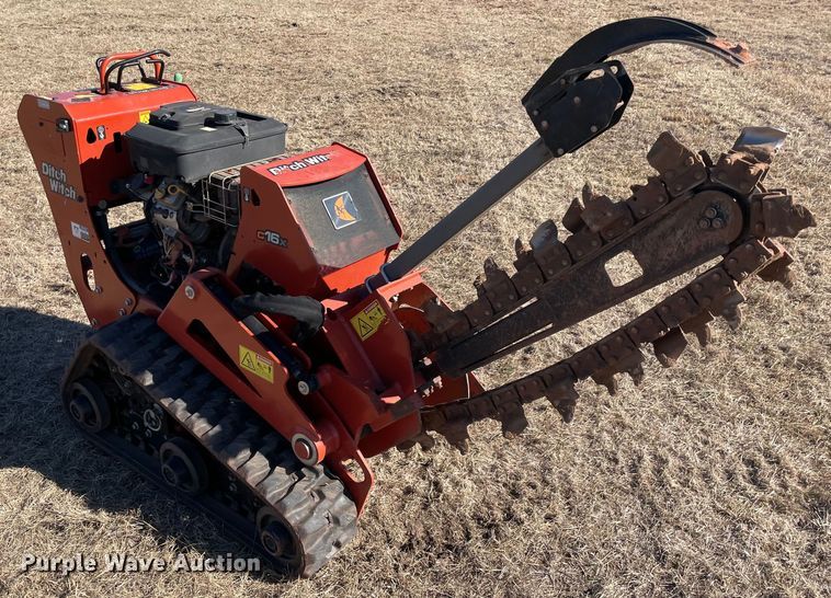 image for item DL0744 2019 Ditch Witch C16X  trencher