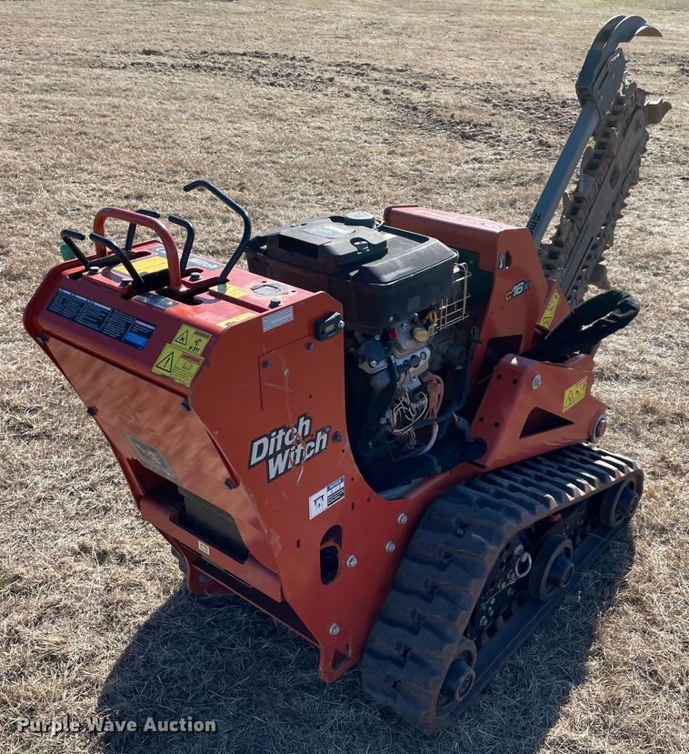image for item DL0744 2019 Ditch Witch C16X  trencher