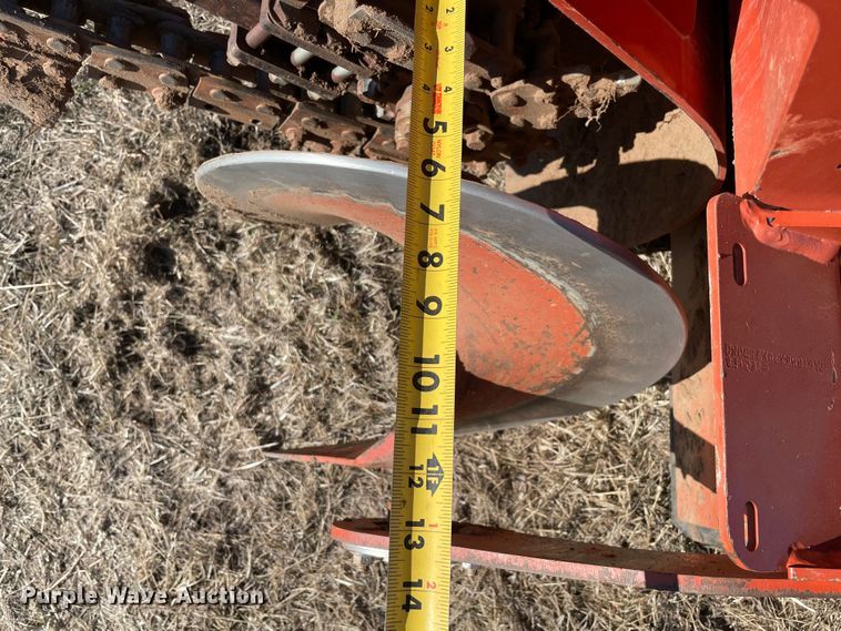 image for item DL0744 2019 Ditch Witch C16X  trencher