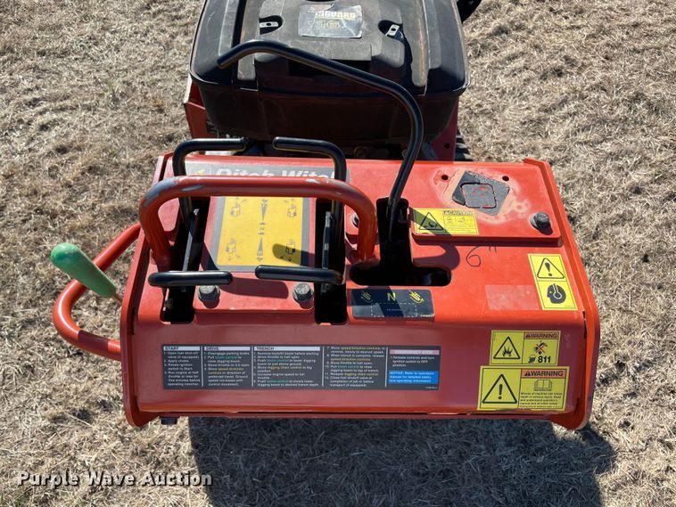 image for item DL0744 2019 Ditch Witch C16X  trencher