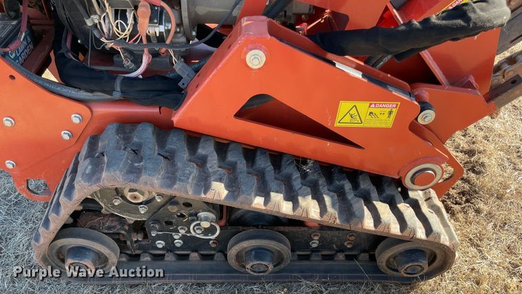 image for item DL0744 2019 Ditch Witch C16X  trencher