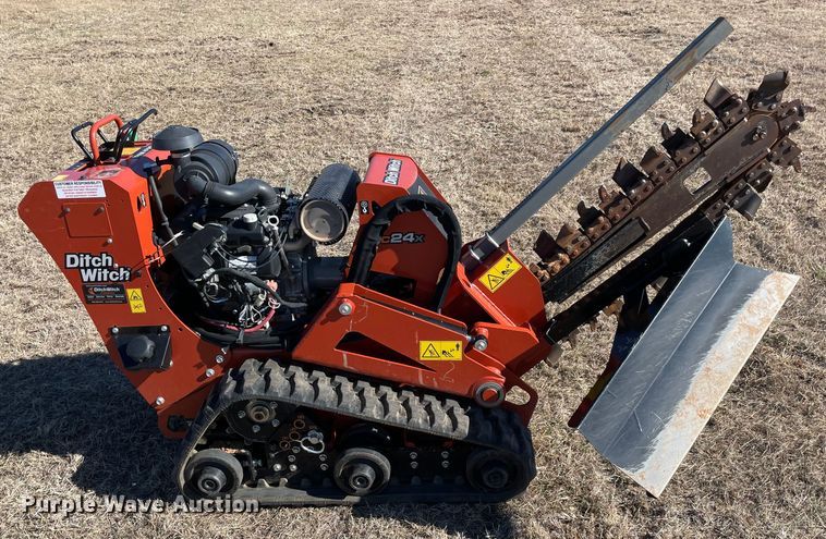 image for item DL0745 2021 Ditch Witch C24X  trencher