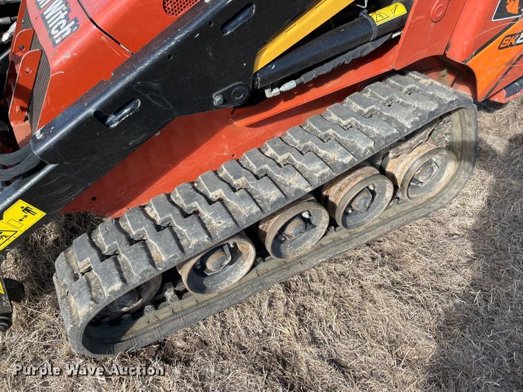 image for item DL0746 2020 Ditch Witch SK800  compact utility loader