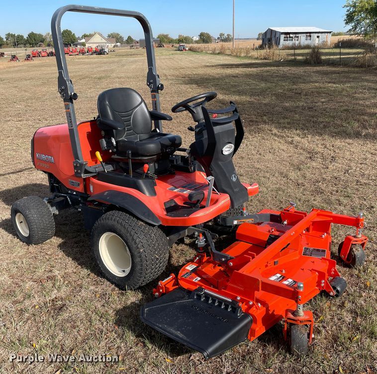 image for item DN7498 2017 Kubota F3990  lawn mower