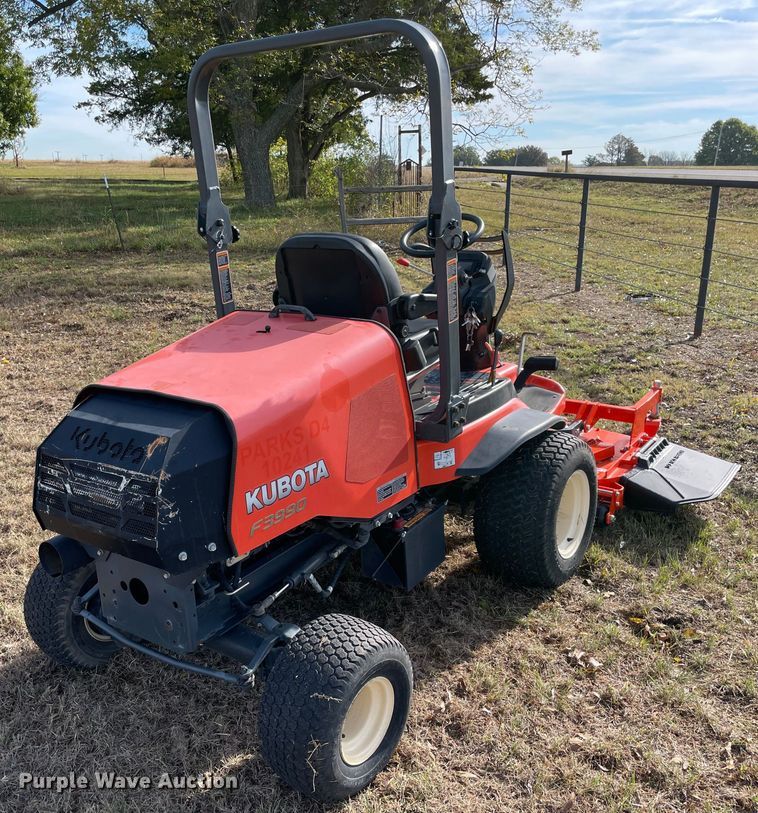 image for item DN7498 2017 Kubota F3990  lawn mower