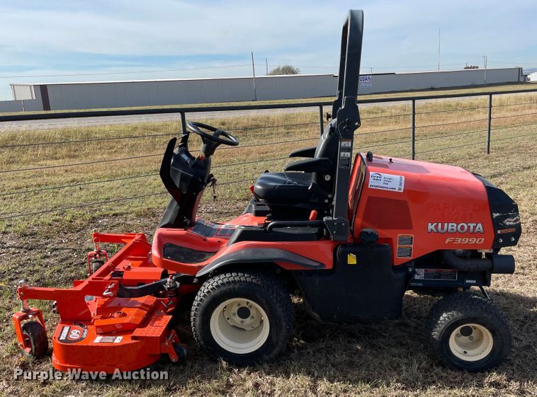image for item DN7498 2017 Kubota F3990  lawn mower