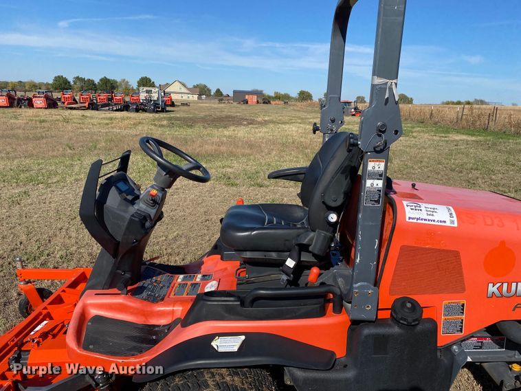 image for item DN7501 2017 Kubota F3990  lawn mower