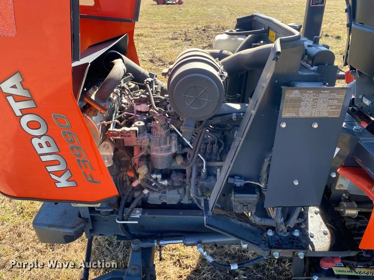image for item DN7501 2017 Kubota F3990  lawn mower
