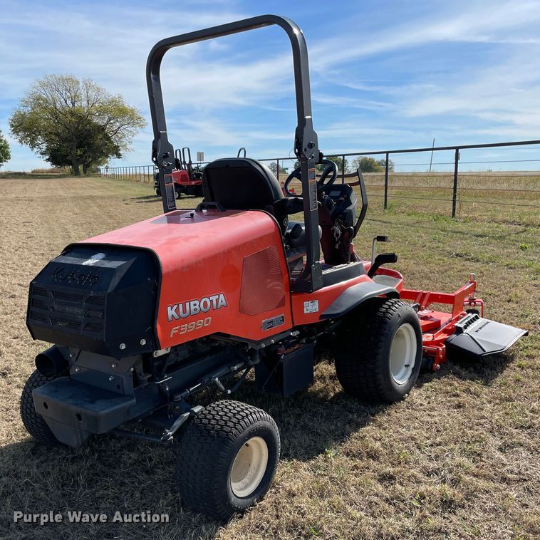 image for item DN7502 2017 Kubota F3990  lawn mower