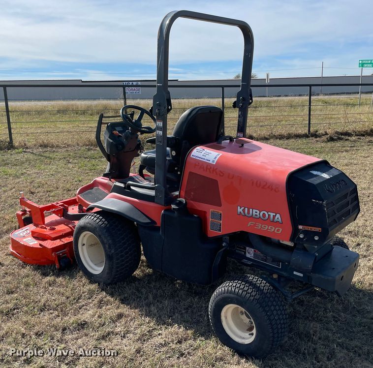 image for item DN7502 2017 Kubota F3990  lawn mower