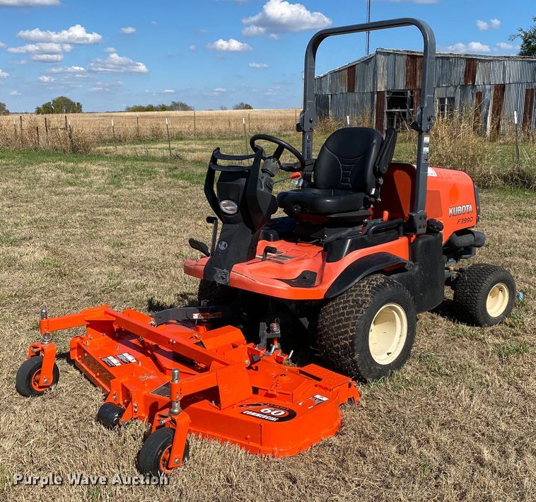 image for item DN7504 2017 Kubota F3990  lawn mower