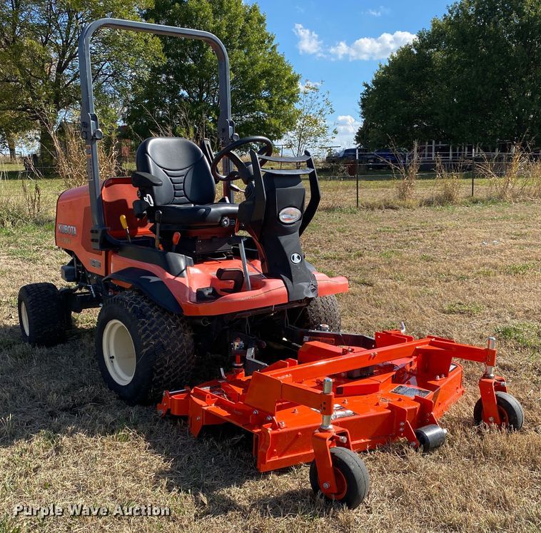 image for item DN7504 2017 Kubota F3990  lawn mower