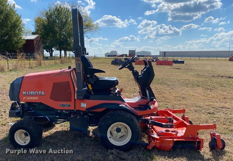 image for item DN7504 2017 Kubota F3990  lawn mower
