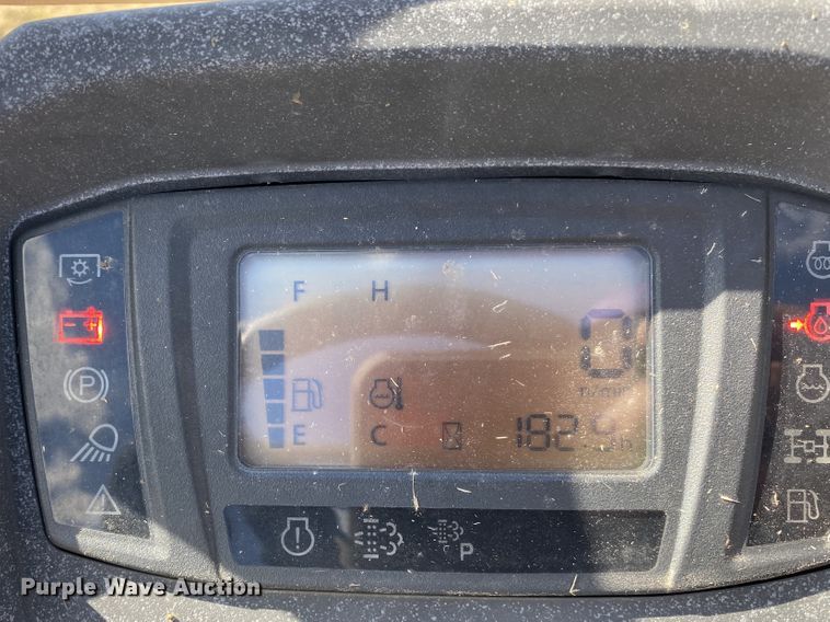 image for item DN7504 2017 Kubota F3990  lawn mower