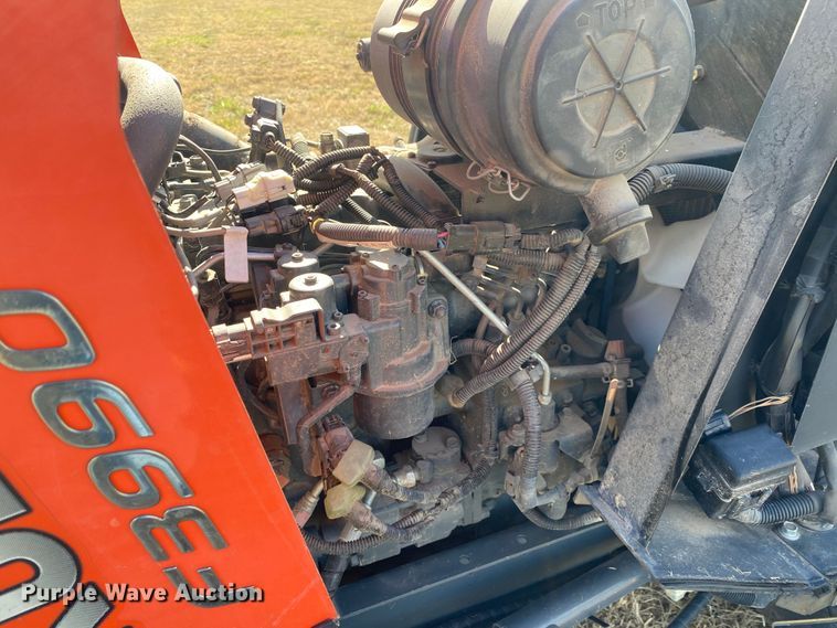 image for item DN7504 2017 Kubota F3990  lawn mower