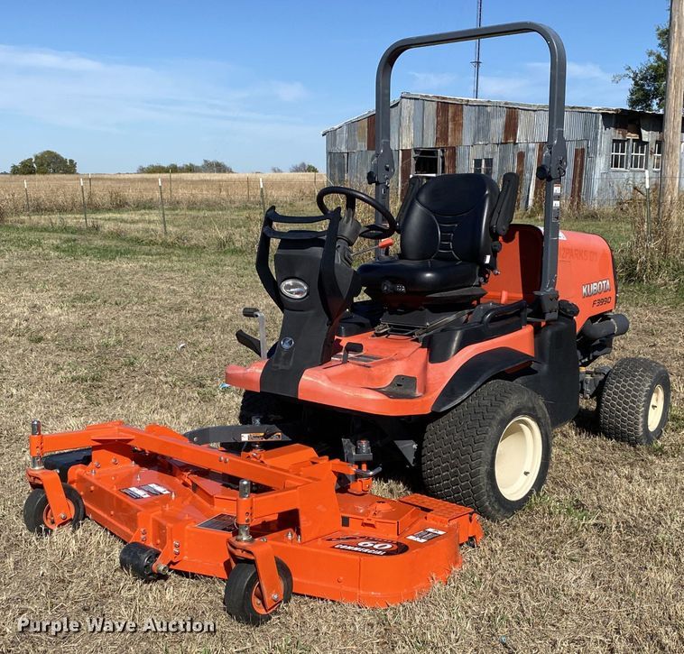image for item DN7505 2017 Kubota F3990  lawn mower