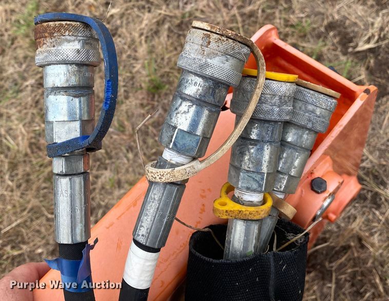 image for item DN7512 2017 Kubota LA525FL  loader