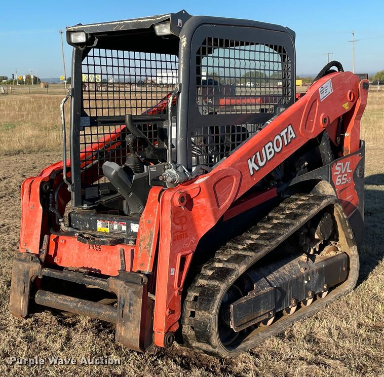 image for item DN7532 2020 Kubota SVL65-2  tracked skid steer loader