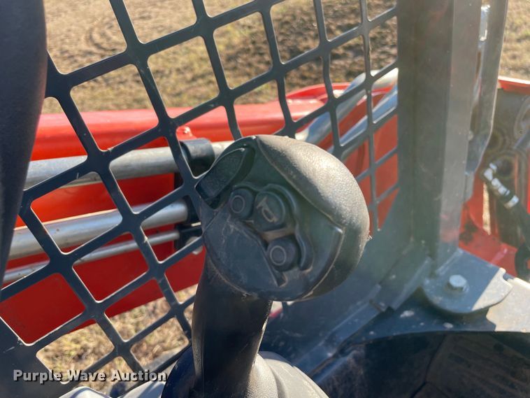 image for item DN7532 2020 Kubota SVL65-2  tracked skid steer loader