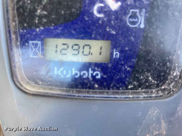 image for item DN7532 2020 Kubota SVL65-2  tracked skid steer loader